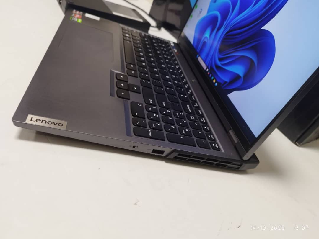 147adf7c-0144-4759-938e-2c195f6c2b7d